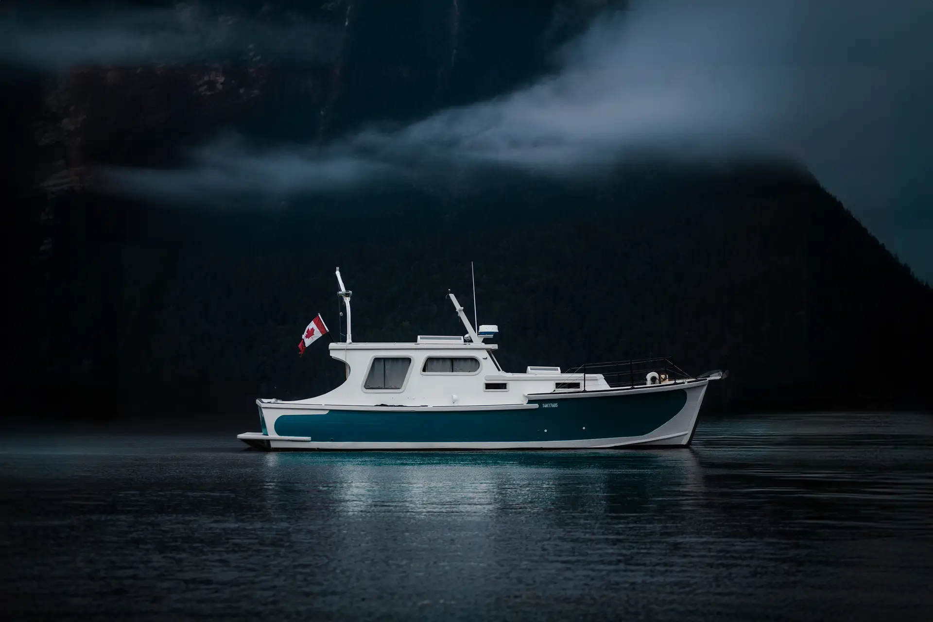 Boat refit done in Vancouver Island